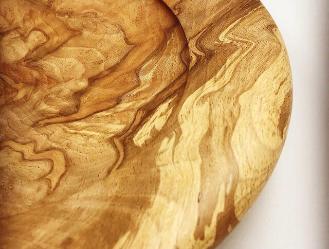 Close-up of figuring